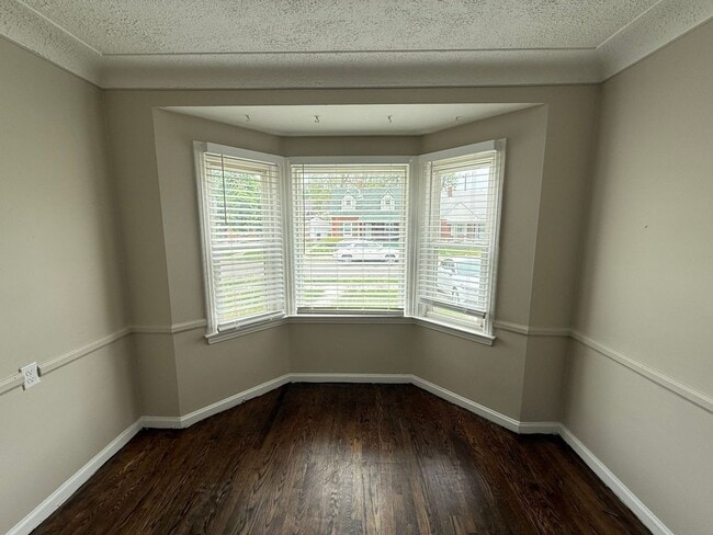 Photo - Fully Renovated 3-Bedroom Home – Move-In R...
