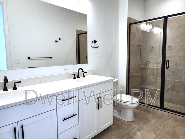 Photo - 350 N Lagrasse Ln