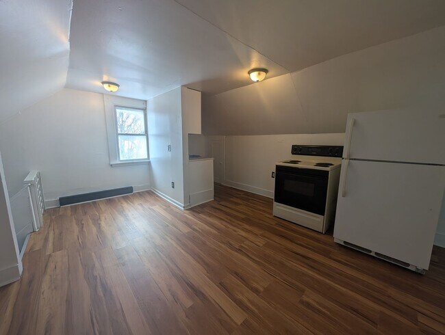 Photo - 10711 Joan Ave