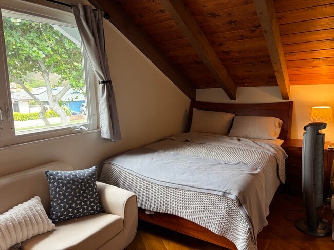 Photo - 437 Keolu Dr