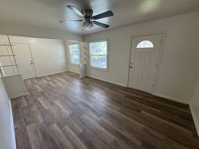 Photo - 4115 Hughes Dr