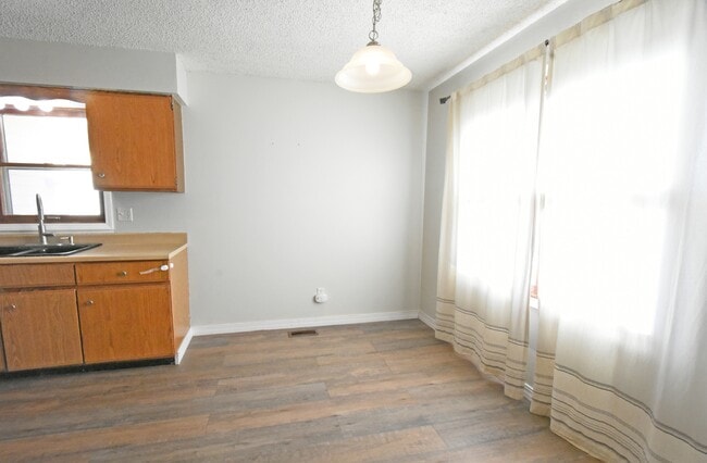 Photo - 30 Bayberry Ln