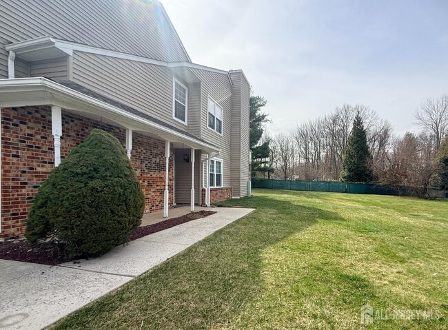 Photo - 15 Lindsey Cir