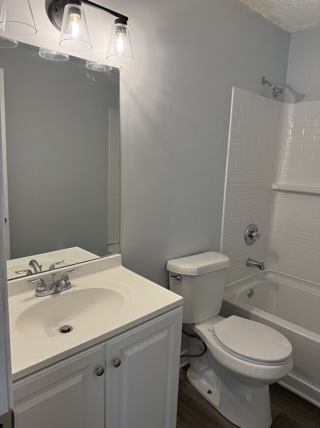 Photo - 453 Azalea Dr