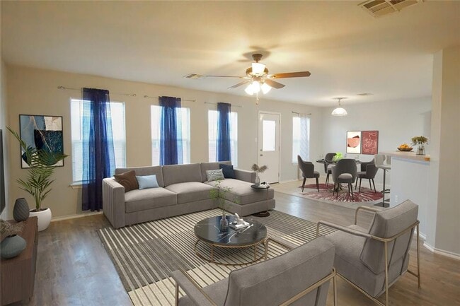 Photo - 210 King Ridge Dr