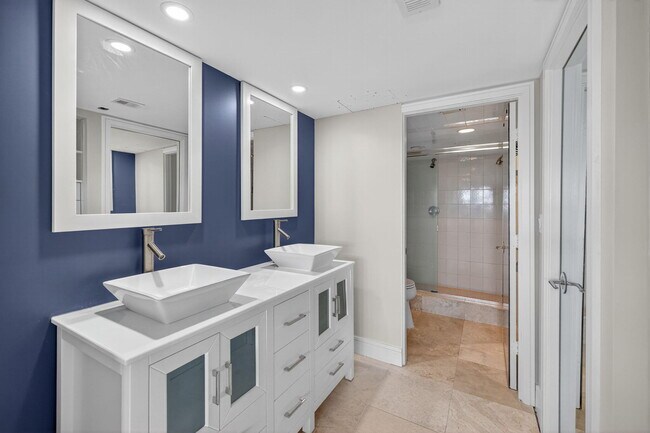 Photo - 3200 Port Royale Dr N Unit 1205