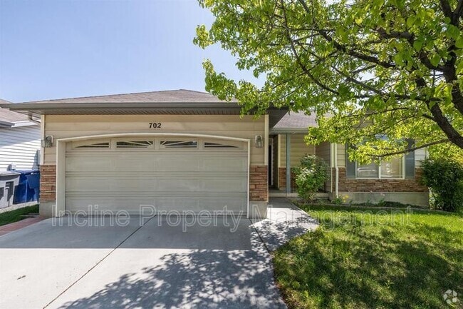 Building Photo - 702 Durham Dr Rental