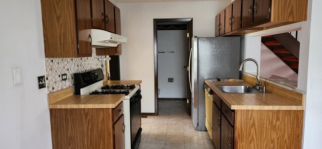 Photo - 322 Russet Way