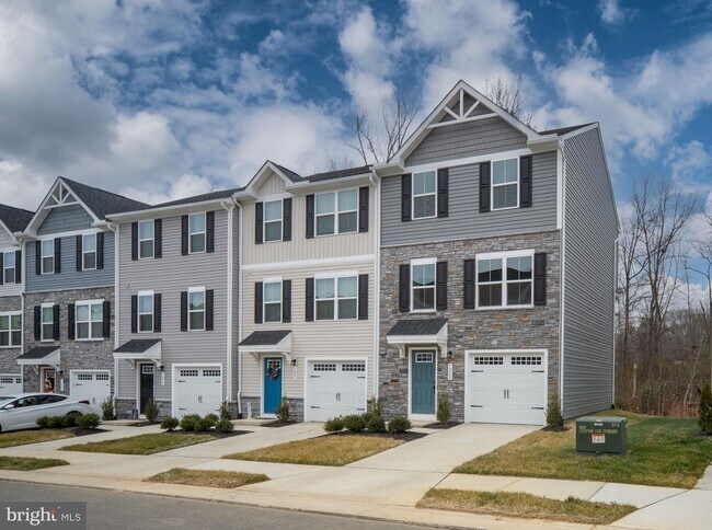 7263 Congressional Cir