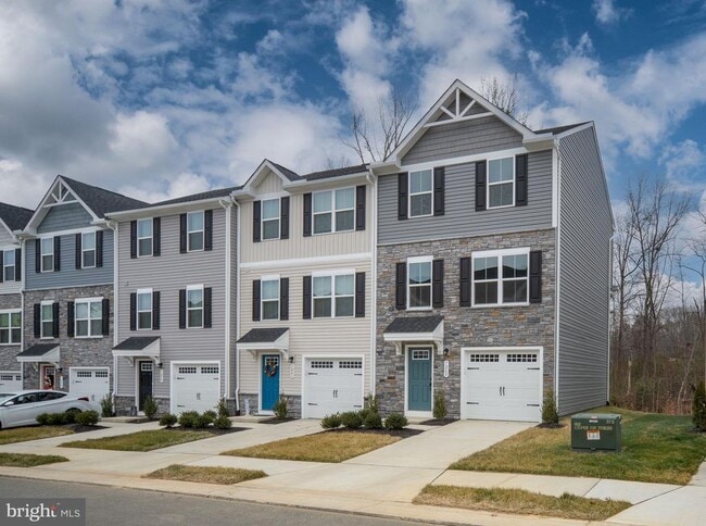 Photo - 7263 Congressional Cir