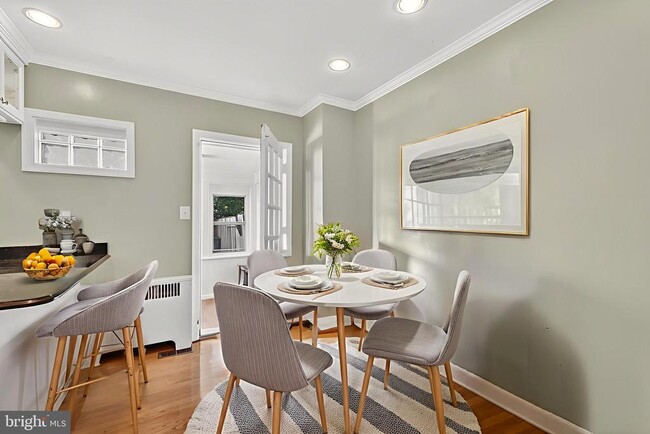 Photo - 5235 43rd St NW