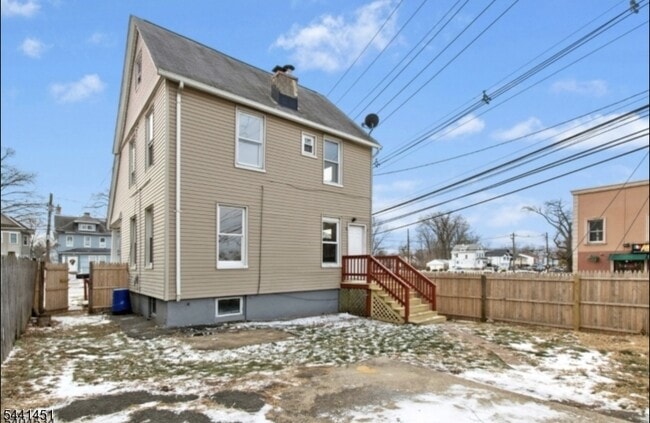 Photo - 162 W 2nd Ave