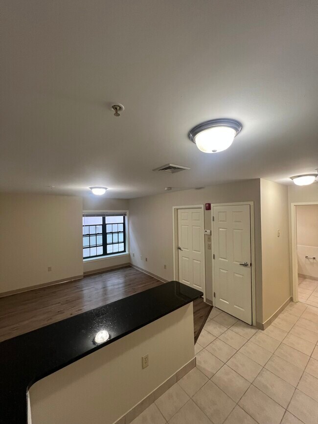 Photo - 12 Florence St Unidad 413