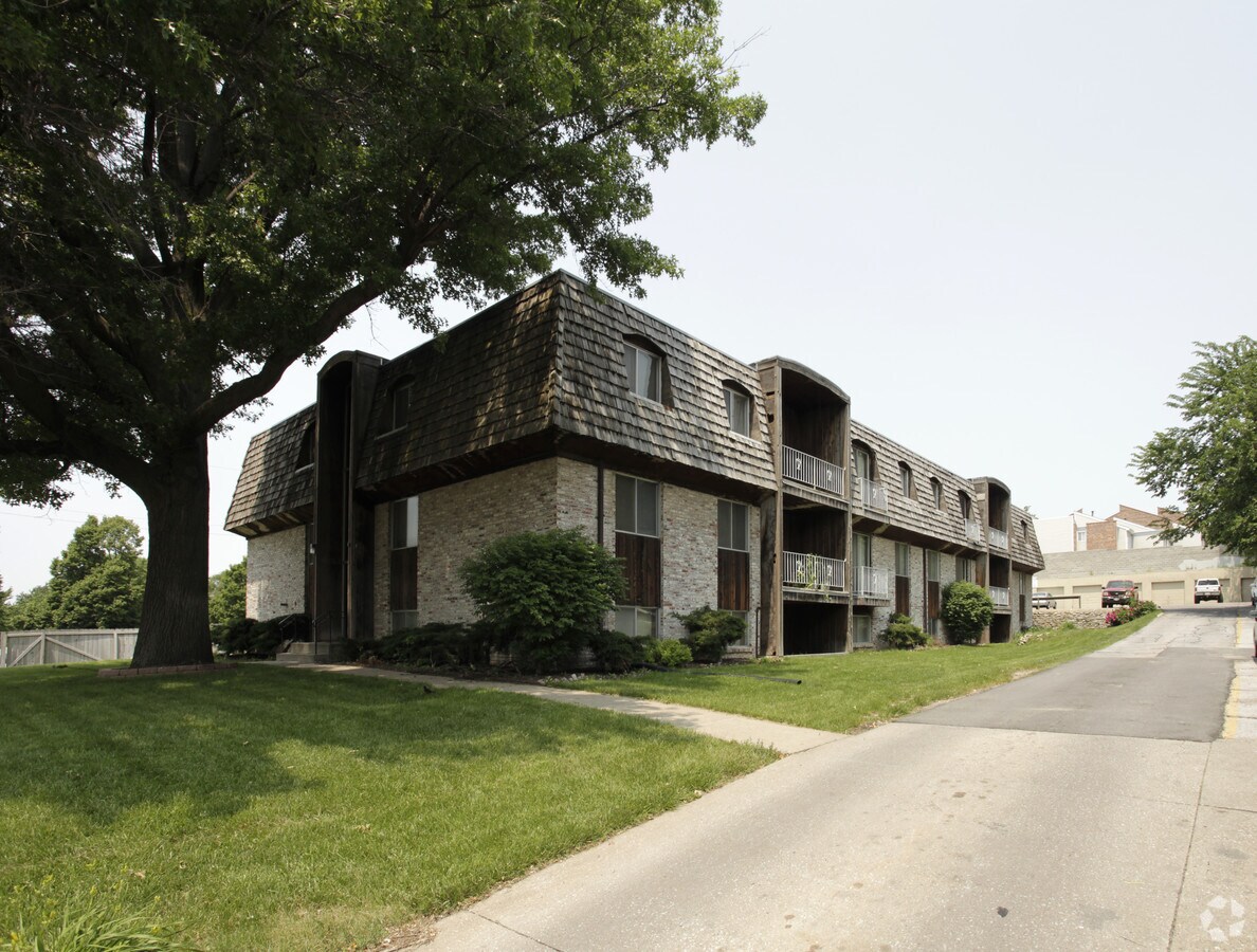 Photo - The Richards Apartments