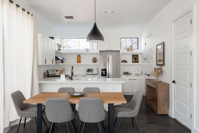 Photo - 5208 Evans Ave Unit ID1244716P