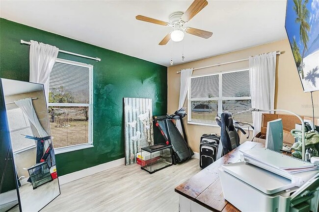 Photo - 323 Greenwood Ave