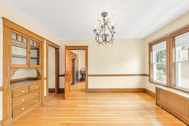 Photo - 97 Willow St Unit 2