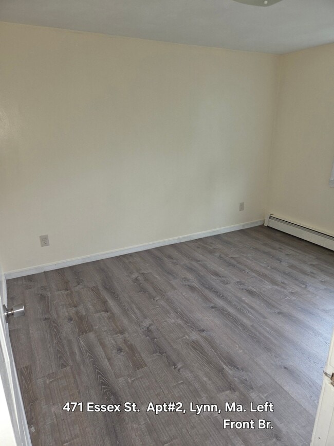 Photo - 471 Essex St Unit 2