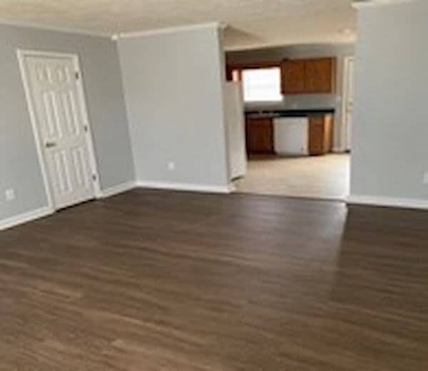 Building Photo - Charming 2-Bedroom 1.5 bath in Henderson, ...