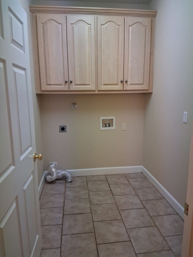 Photo - Beautiful 4-bedroom 2 bath home 69S Tuscaloosa