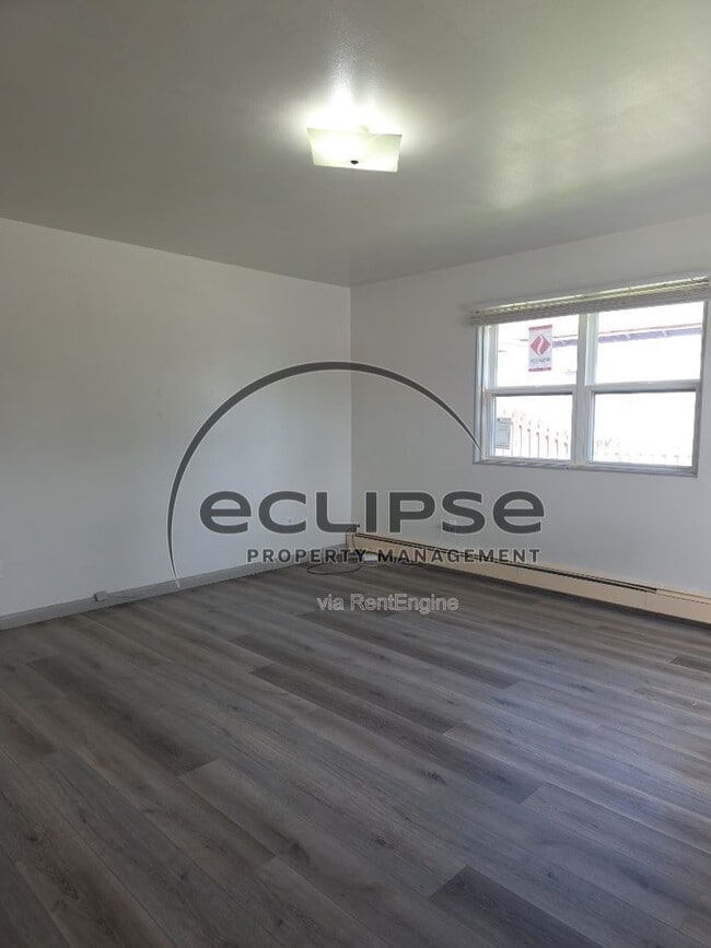 Photo - 731 3rd St
