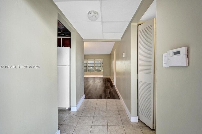 Photo - 1030 Country Club Dr Unit 405