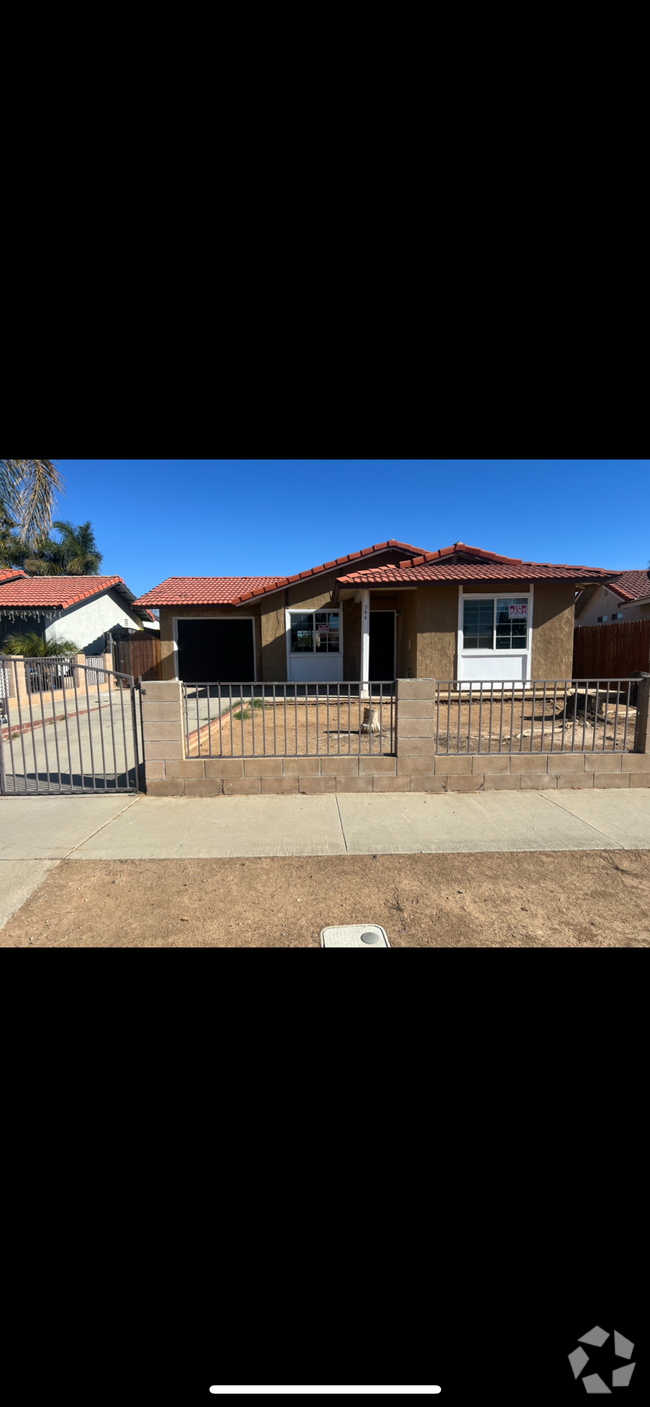 Building Photo - 544 Navajo Dr Rental