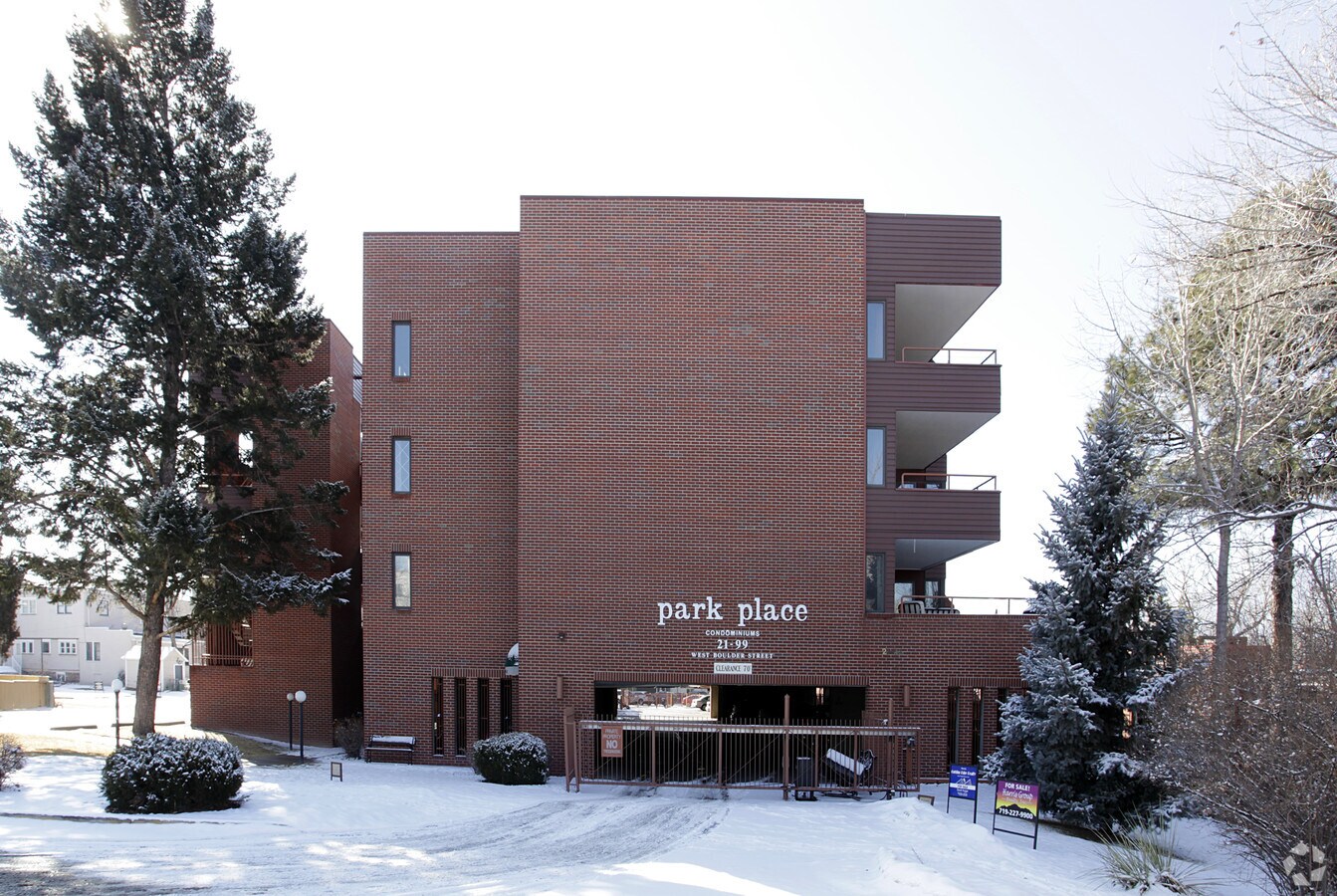 Photo - Park Place Condominiums