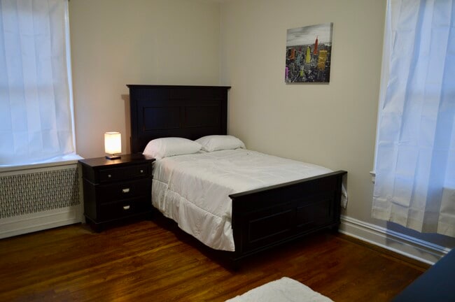 Photo - 286 Fulton Ave Unit Fulton Ave apartment 1