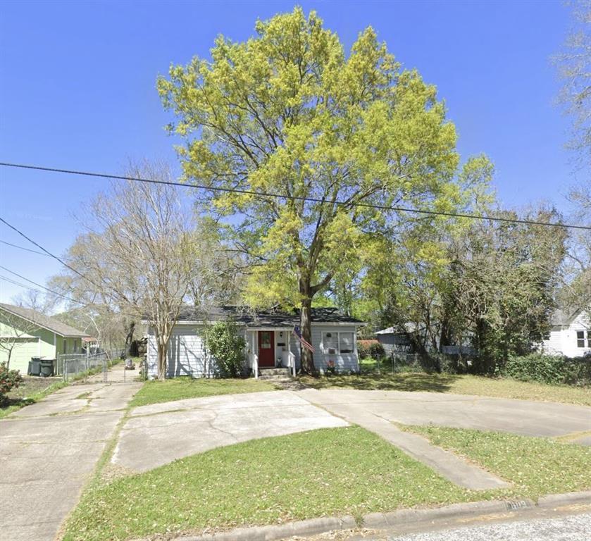 Photo - 609 2nd St House