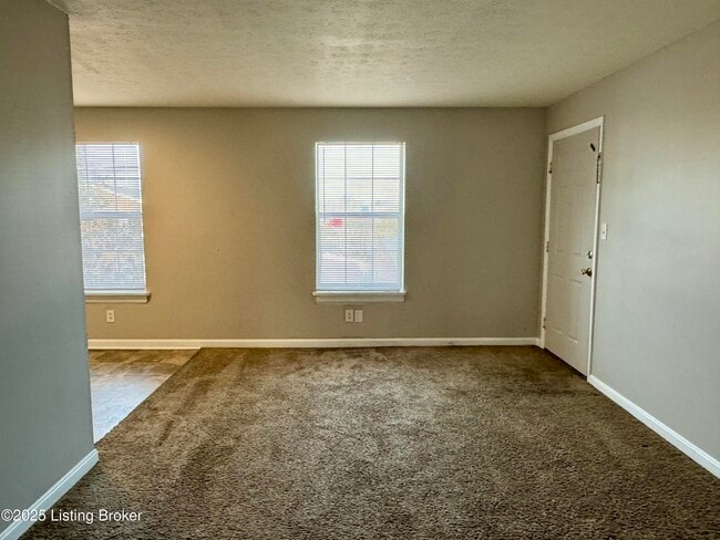 Photo - 7110 Floydsburg Rd