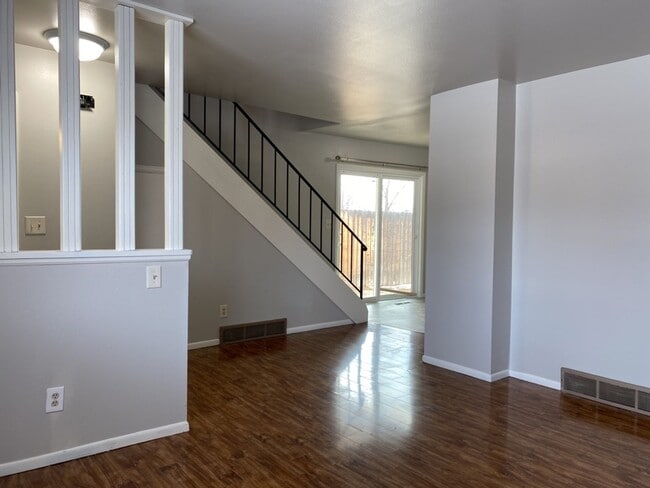 Photo - Cozy 3 Bed/1.5 Bath Duplex with Fenced Yard and 1 Car Garage