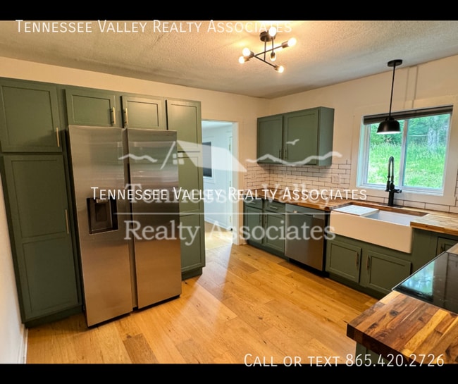 Photo - 3919 Beverly Pl
