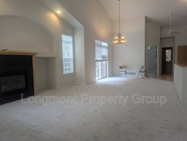 Photo - 1333 Charles Dr
