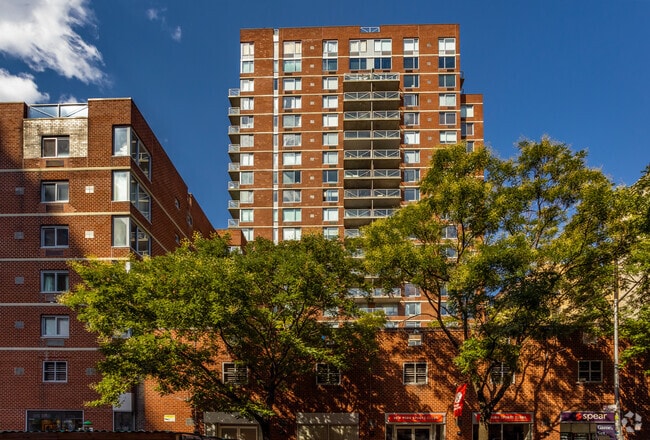 Photo - Grand Chelsea