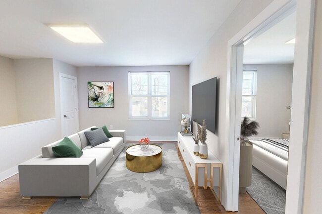 Lindcrest Apartments