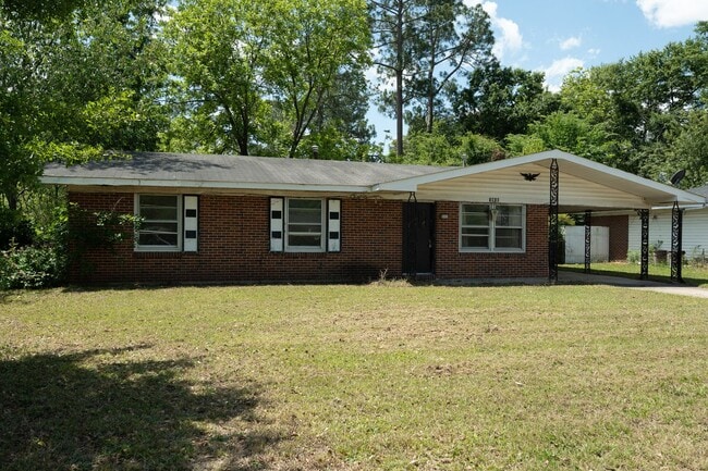 Photo - Brick Home in Quiet Cul-de-sac