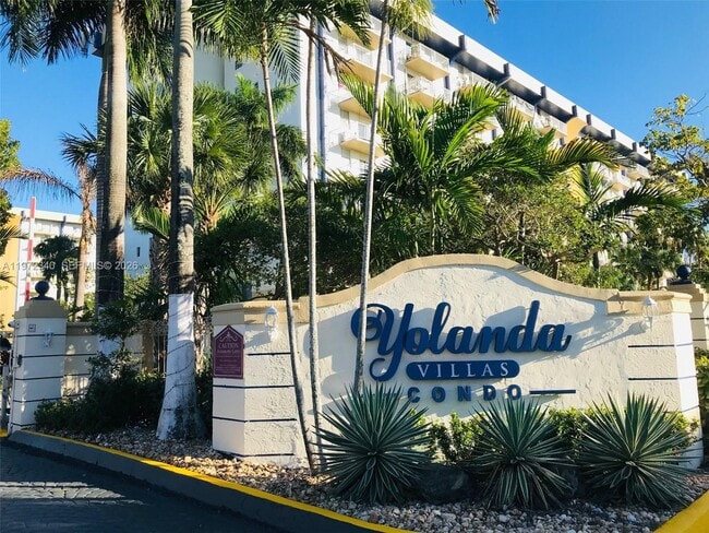 Photo - 4550 NW 9th St Unit 305E