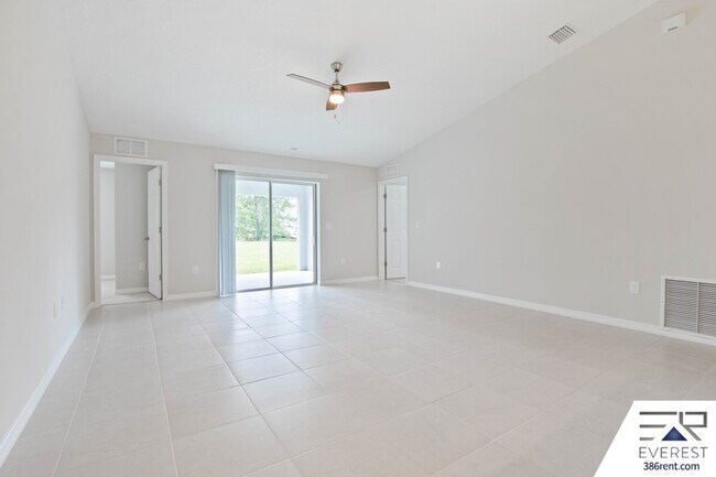 Photo - 22 Prince Eric Ln