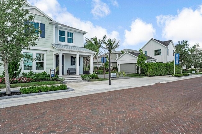 Photo - 923 SW Pr Ave