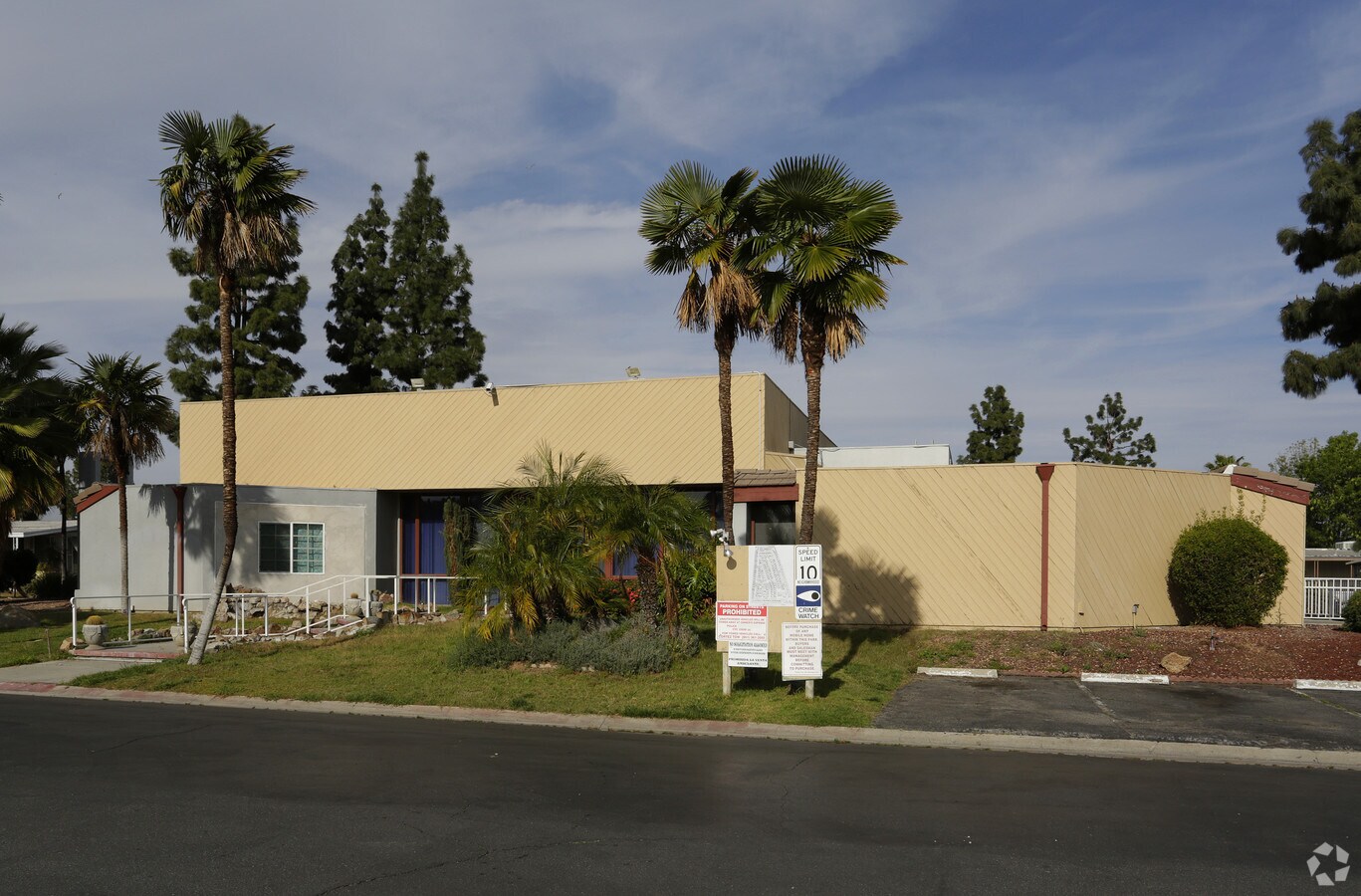 Photo - Sierra Pines