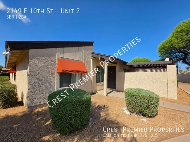 Building Photo - 2149 E 10th St Unit 2