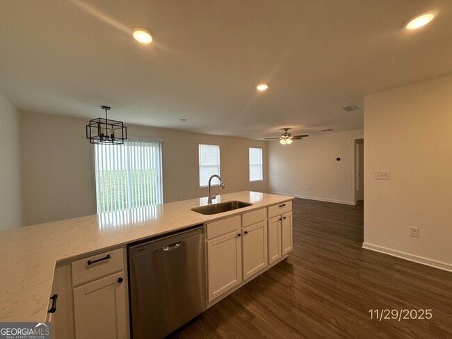 Photo - 148 Flowering Cherry St