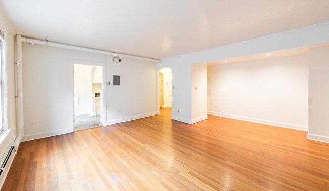 Photo - Whitworth Apartments