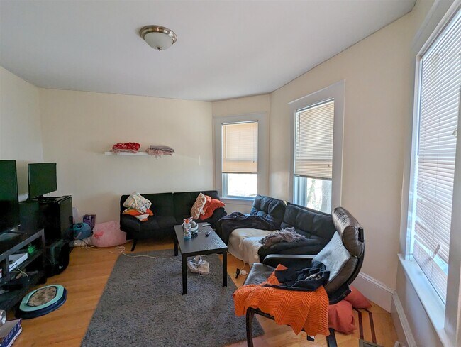 Photo - 28R Cherry St Unit 1