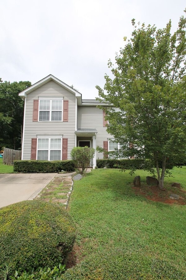 Exclusively offered by MUSE REALTY, LLC - Exclusively offered by MUSE REALTY, LLC