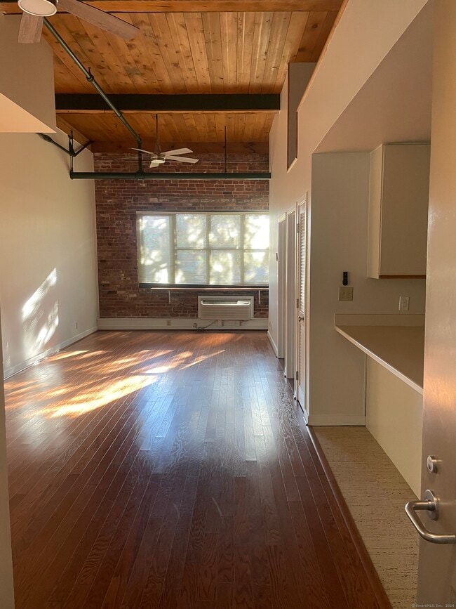 Photo - 149 Water St Unit APT 3