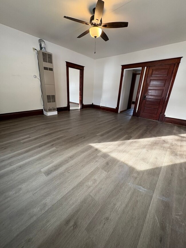 Photo - THR -03- Galesville Unit Lower