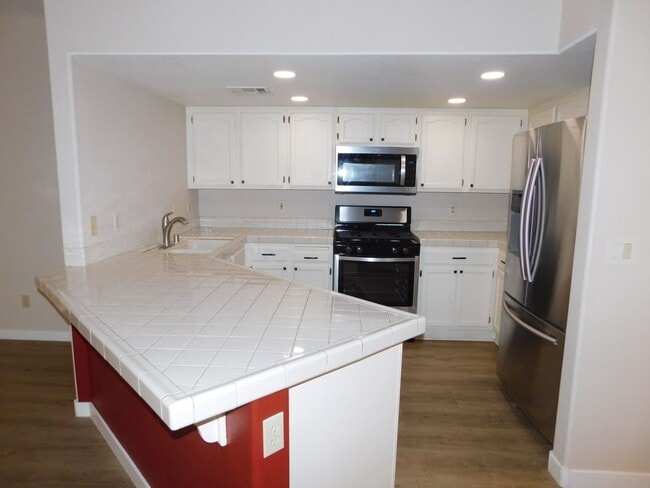 Photo - Gorgeous 3 bedroom condo with a 2 car garage! Tons of upgrades*Southwest*Gated community*