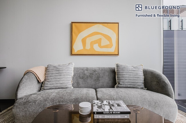 Photo - 1400 W Randolph St Unidad FL17-ID1169